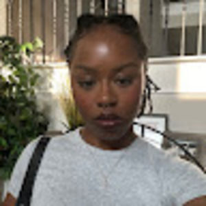 Meet your Posher, Naomi